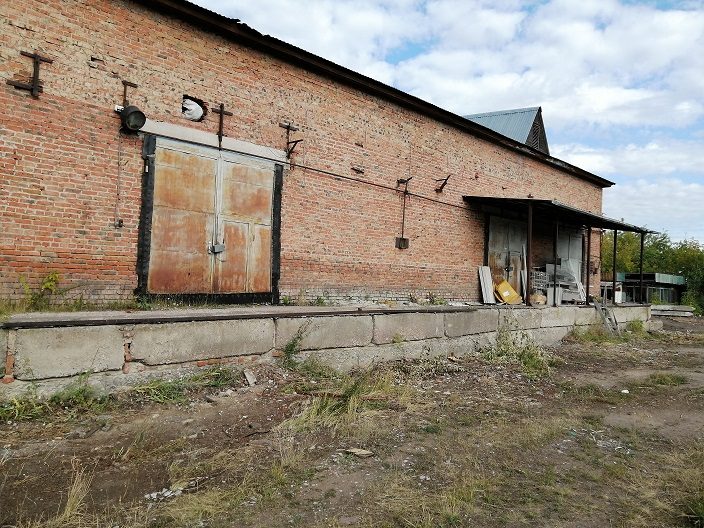 Предлагается к сдаче в аренду складское помещение с эстакадой, расположенное по адресу: Омская область, г. Омск, ул. 22 Партсъезда, д. 98а, Литера ММ1 (помещения №№ 1, 2)