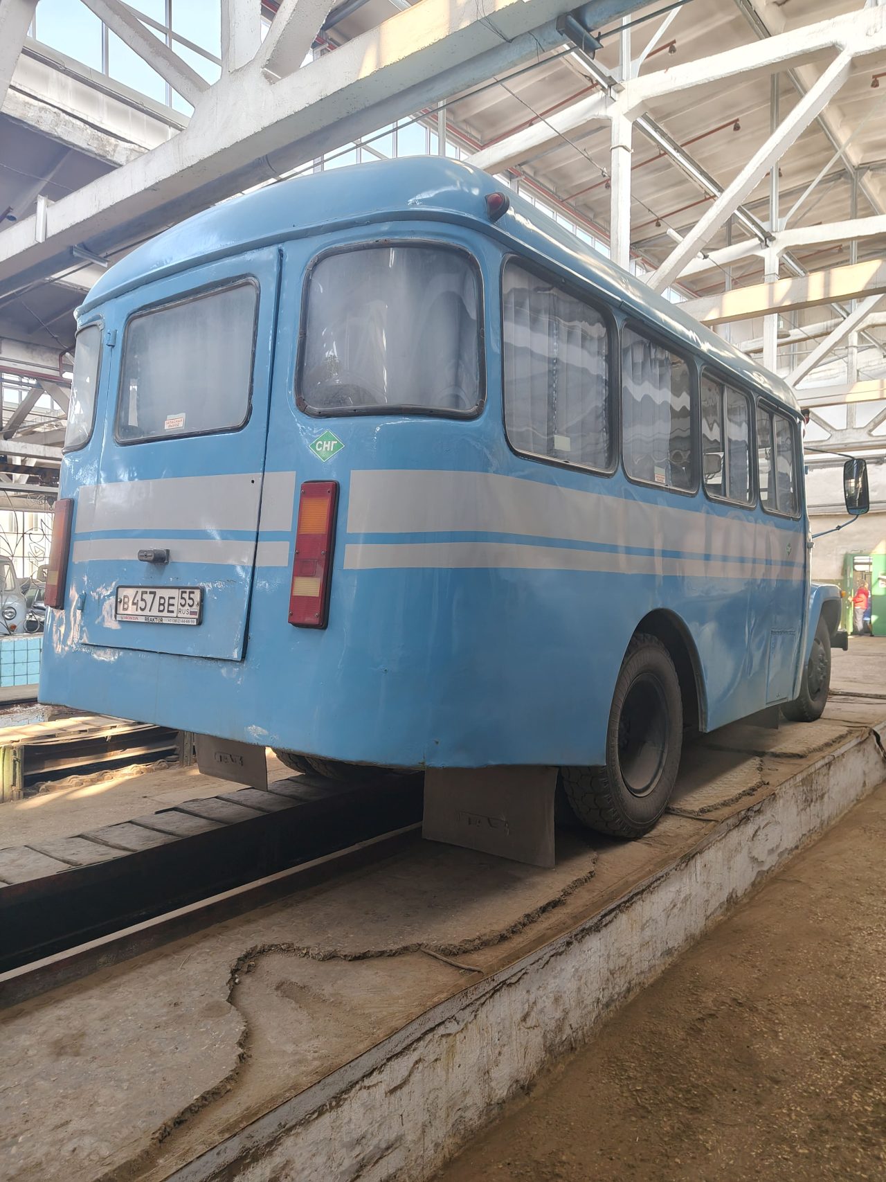 Городской автобус КАвЗ 3976, 1997