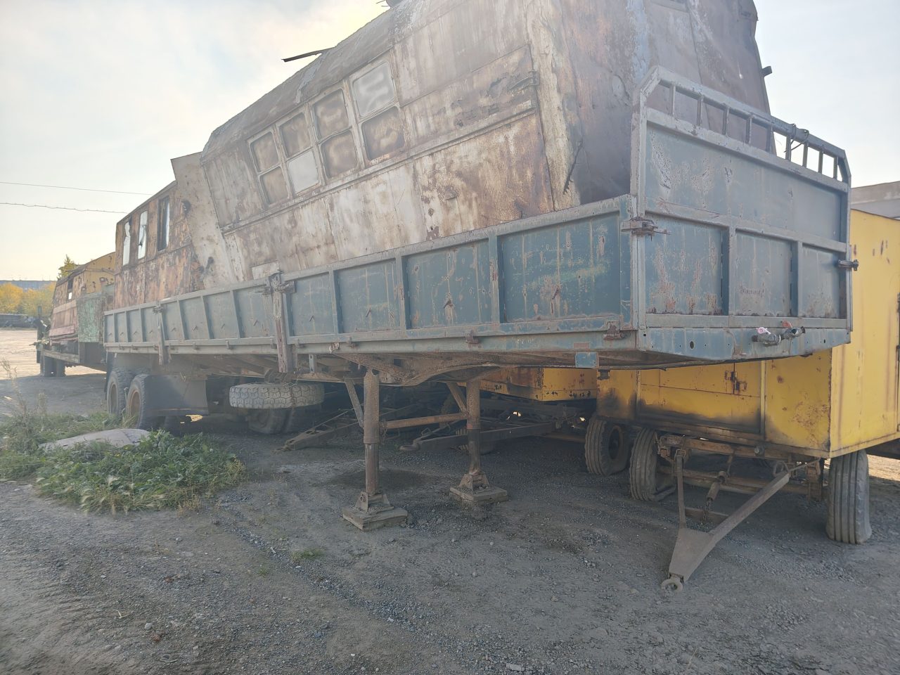 Полуприцеп бортовой ОДАЗ 9385, 1993
